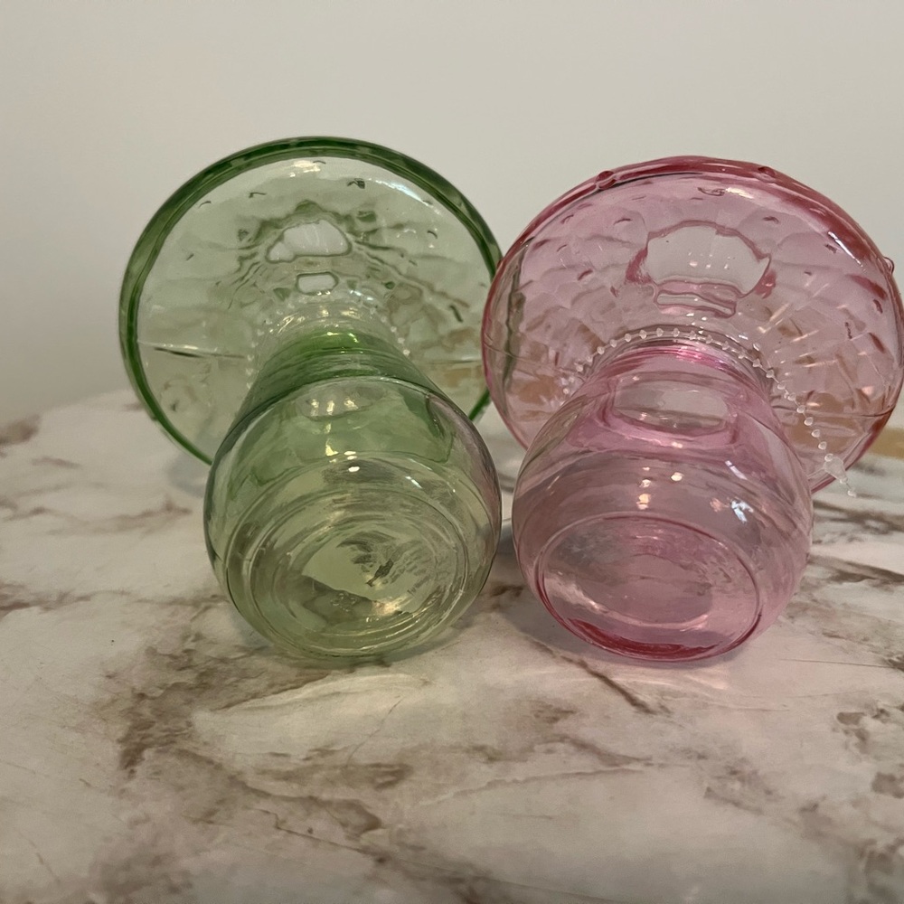 Set of 2 mushroom shaped glass vases - Picture 5 of 5